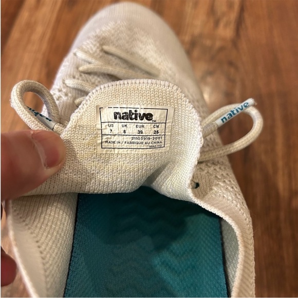 Native Lace Up Athletic Shoes - Picture 4 of 8